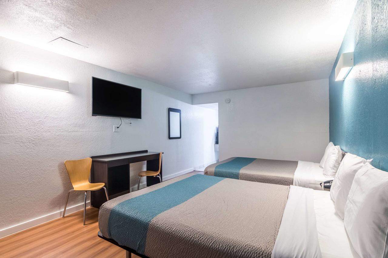 Trade Wind Motel Jacksonville Экстерьер фото
