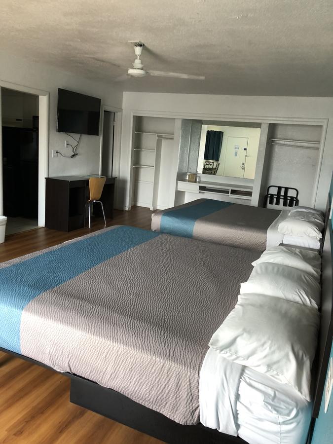 Trade Wind Motel Jacksonville Экстерьер фото